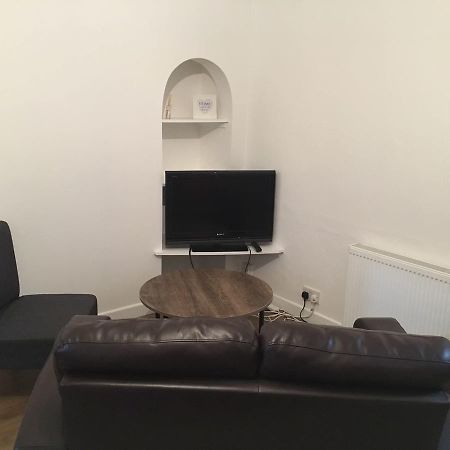 Dazzling And Elegant Flat In Aberdeen City Centre Apartment Exterior photo